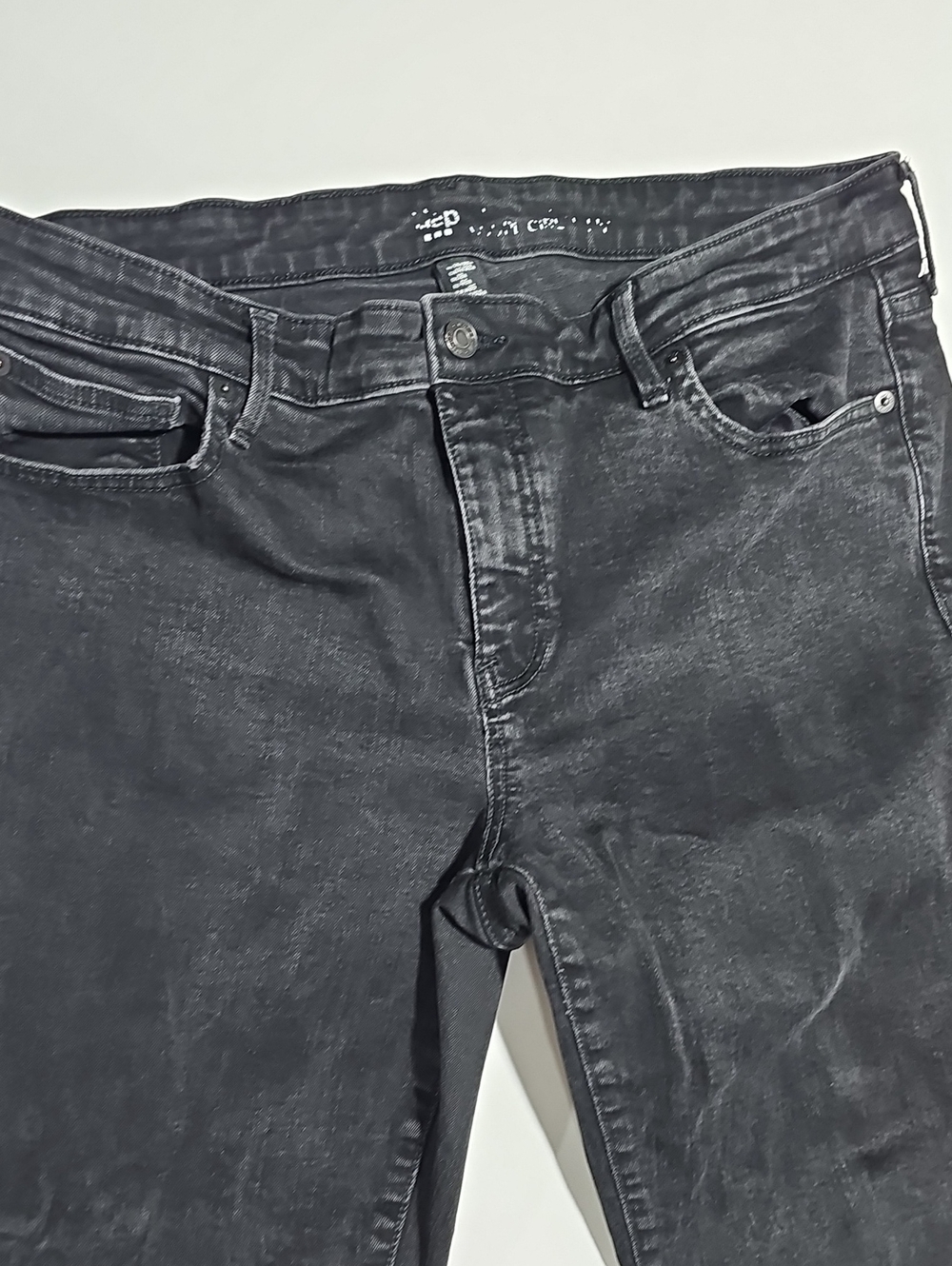 GAP Black Washed Skinny Jeans